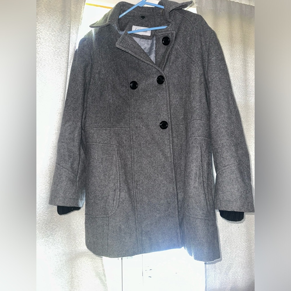 Gray fits like a xtra large Calvin Klein pea coat.
